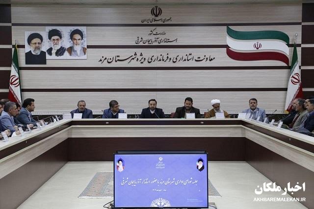 متاسفانه پروژه‌هایی در استان داریم که ۱۷ سال از شروع آنها می‌گذرد