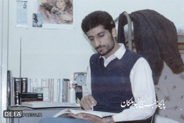 من «محمود صارمی» خبرنگار خبرگزاری جمهوری اسلامی ایران هستم