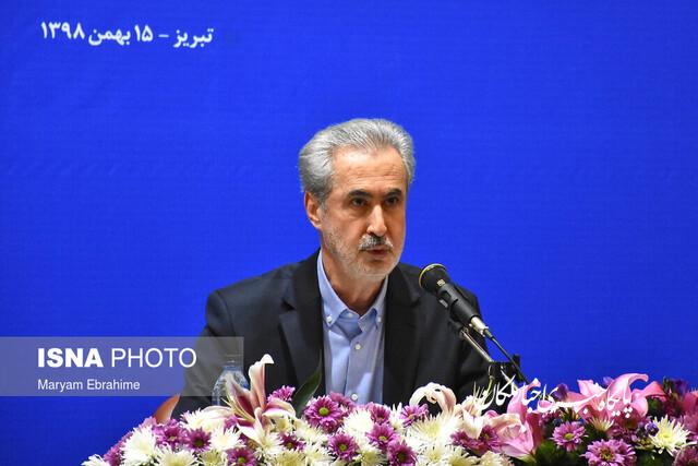 مدیریت روند بیماری کرونا، به معنی عادی شدن شرایط نیست