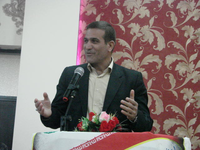 در حال حاضر ۱۰ مدرسه کانکسی در روستاهای ملکان وجود دارد