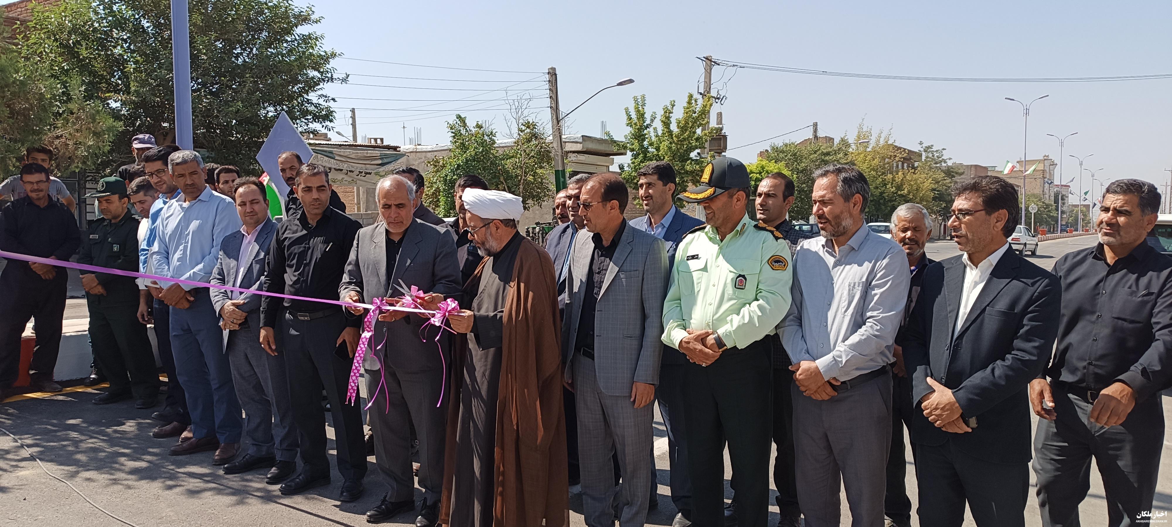 بمناسبت هفته دولت؛ دو پروژه عمرانی شهرداری مبارک شهر با ۷۰ میلیارد ریال افتتاح شد