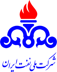 کارکنان جایگاه های سوخت شهرستان ملکان خود موظف به زدن بنزین به خودروها هستند
