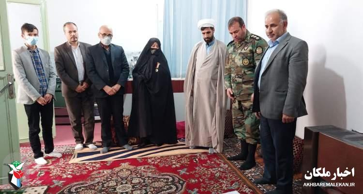 مادران شهدا اسوه صبر و الگوی زنان جامعه هستند