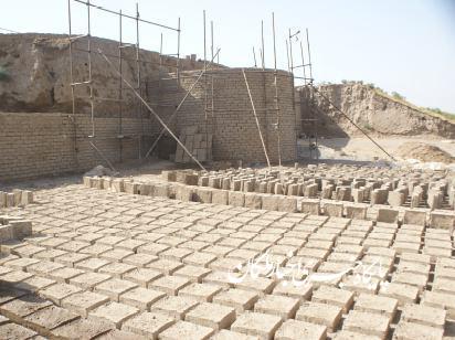 چون پیمانکار غیراصولی کار کرده بود خودمان دستور تخریب دادیم