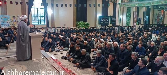 رئیس اداره تبلیغات اسلامی: تشییع رهبر شهید انقلاب بزرگترین وداع تاریخ معاصر و یک رفراندوم در ایران بود/حفظ نظام جمهوری اسلامی و اسلام مهمترین دغدعه های حضرت آقا بود