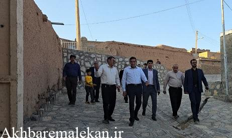 پرداخت وام ۳۵۰ میلیون تومانی برای مقاوم سازی مساکن روستایی و شهرهای زیر ۲۵ هزار خانوار/اجرای  آسفالت بیش از یک میلیون مترمربع از معابر روستایی شهرستان های ملکان و لیلان
