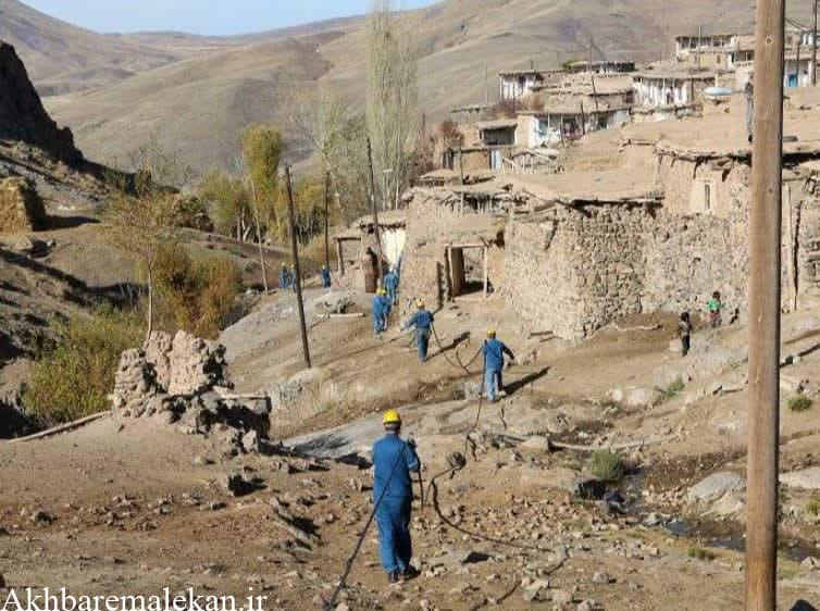 سرمایه گذاری ۱۵۰۰۰ میلیارد تومانی برای توسعه و احداث شبکه برق روستایی کشور