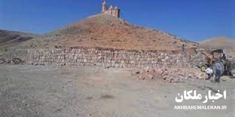 آغاز عملیات اجرایی حصار کشی تپه های الله قلی شهر تاریخی لیلان