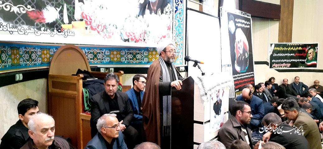 سردار شهید قاسم سلیمانی مالک اشتراسلام ،ولایت،جبهه مقاومت و ملت بود/شهادت ناجوانمردانه شهید سلیمانی از سوی رزمندگان جبهه مقاومت بی پاسخ نخواهد ماند/حضور میلیونی مردم در تشییع پیکر شهید سلیمانی نشانگر قدرشناسی ملت از مجاهدت و اخلاص این شهید بود