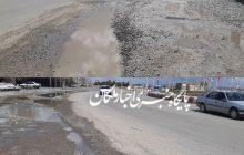 وضعیت آسفالت میدان امامت شهر ملکان و نبود نمازخانه و سرویس بهداشتی در این محل!