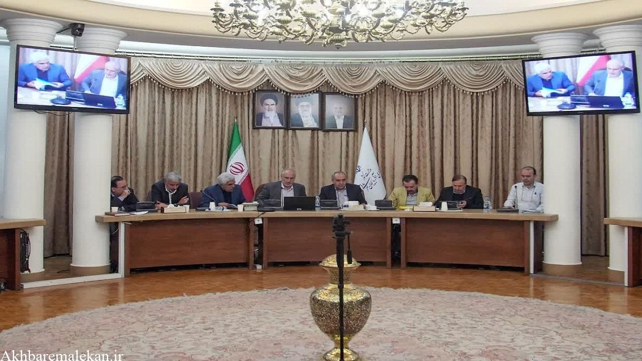 ضرورت تکمیل طرح‌های نیمه‌تمام در آذربایجان شرقی