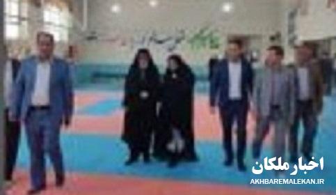 بازدید معاون توسعه ورزش بانوان وزارت ورزش و جوانان از سالن تکواندو ملکان و تجلیل از فاطمه باقرزاده