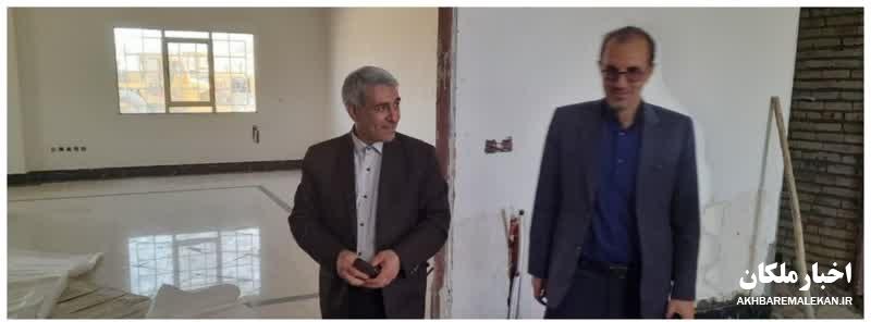 بازدید فرماندار ملکان از پروژه ساختمان شهرداری و آتش نشانی مبارک شهر