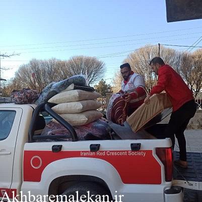 جمعیت هلال احمر ملکان به یک عروس و داماد یک سری جهیزیه به ارزش یکصد میلیون تومان اهدا کرد