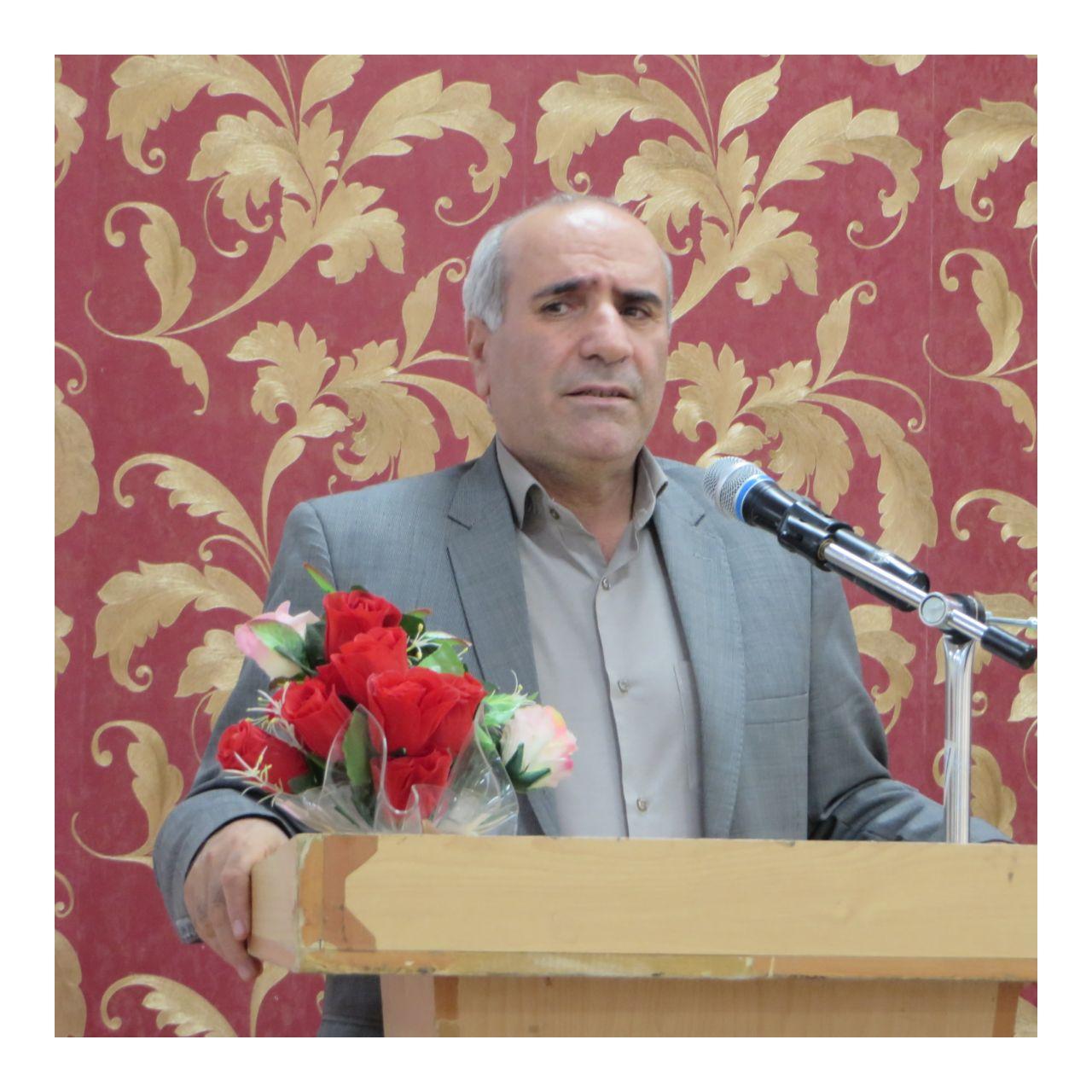 پیام قدردانی مدیر اداره آموزش و پرورش ملکان از حضور حماسی فرهنگیان و دانش آموزان در مراسم استقبال،وداع و تشییع پیکر مطهر شهید گمنام