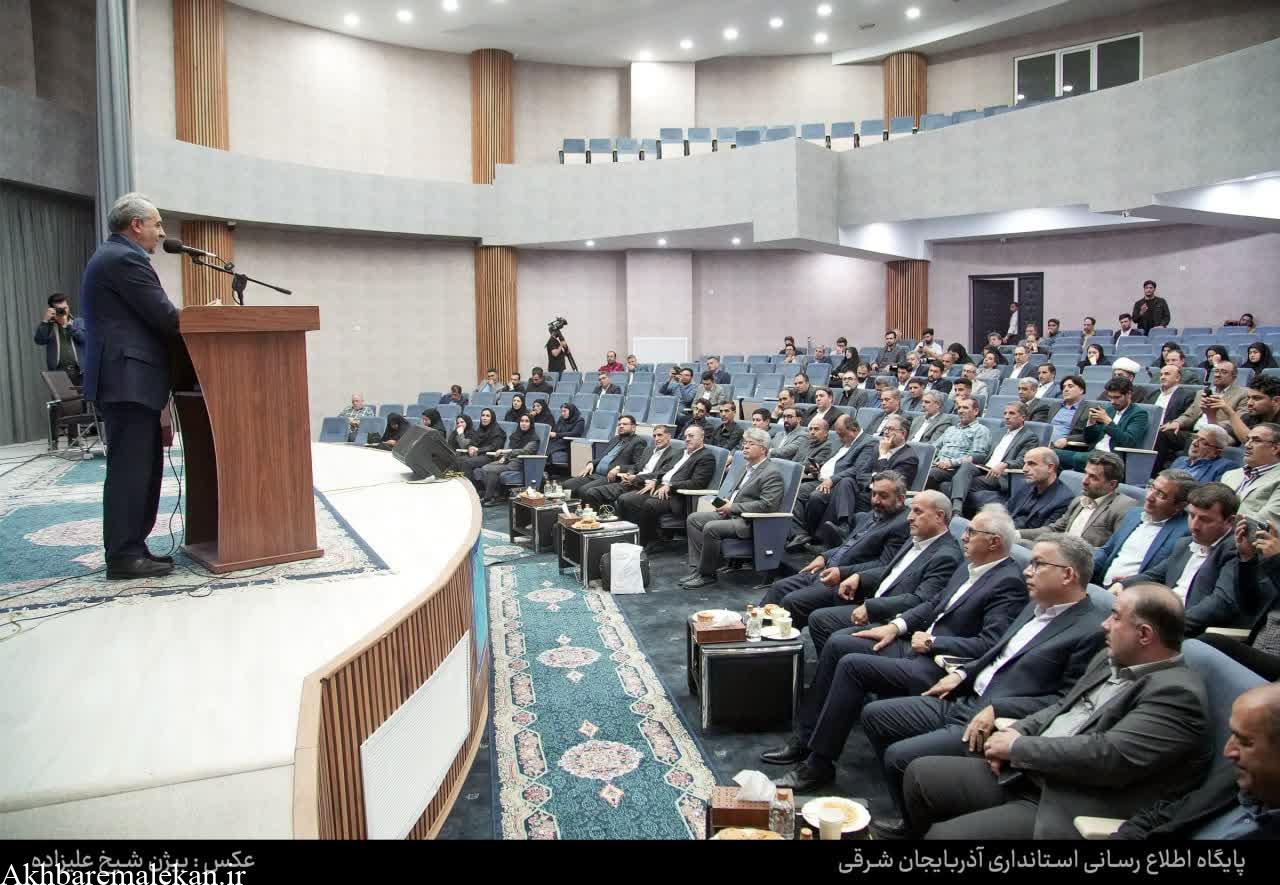 روابط عمومی، یک شغل سخت و زیان‌آور است
