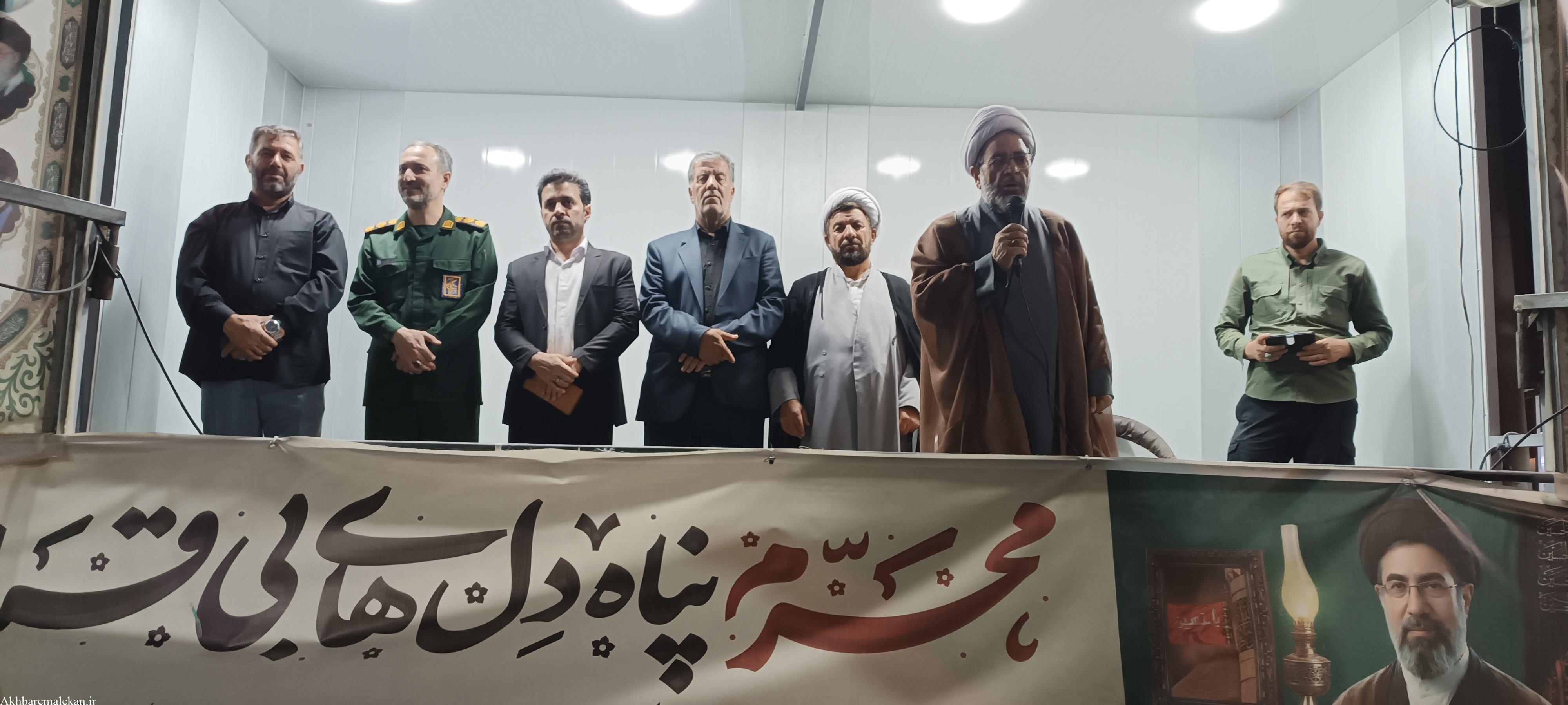 اعلام تحریم اقتصادی رئیس جمهور آمریکا نشانه شکست قطعی و آشکار نظامی آن کشور در مقابل جمهوری اسلامی ایران است