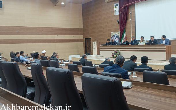 اتخاذ تمهیدات لازم برای تامین آب شرب و سوخت خودروها و جایگزین کردن سوخت نانوایی ها در شرایط بحرانی/مشکل پمپ بنزین داخل شهر رفع شده/ صدور مجوز تاسیس دو جایگاه جدید سوخت در ملکان