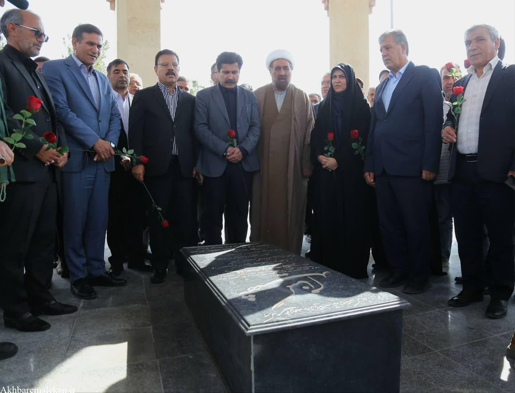 تأکید دولت بر اشتغال پایدار و ماندگاری جمعیت در روستاها