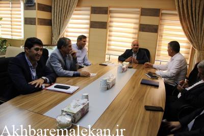 تشکر ویژه فرماندار ملکان ازمدیرکل و مدیریت بنیاد مسکن شهرستان