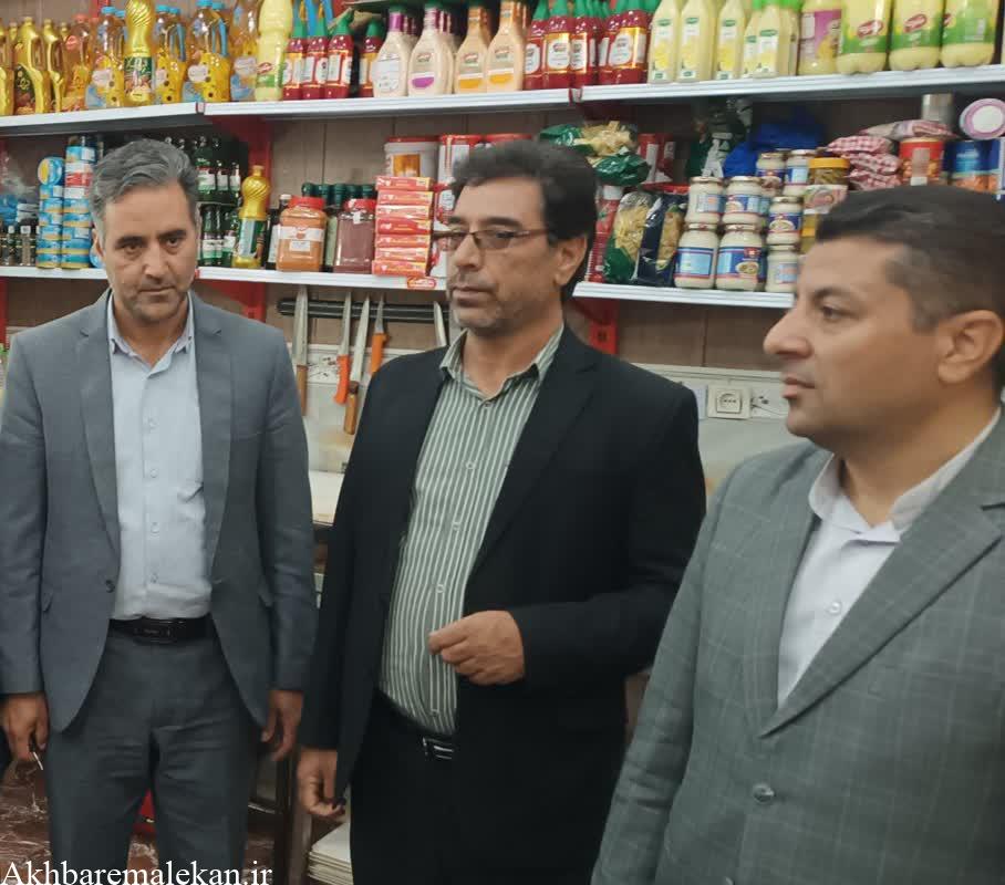 بازرسی از فروشگاه‌ها و مراکز توزیع گوشت مرغ و مواد پروتئینی در شهرستان ملکان