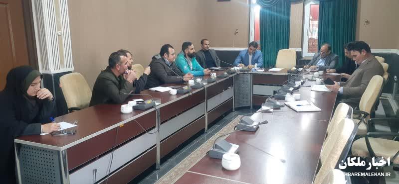 دومین جلسه شورای شهرستان ملکان با هدف بررسی مسائل و مشکلات بخش کشاورزی برگزار شد