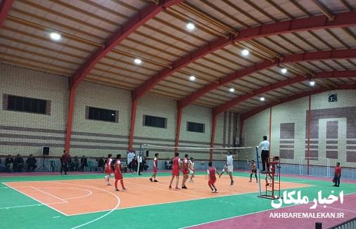آغاز مسابقات والیبال روستاهای شهرستان ملکان جام سردار دلها شهید سلیمانی در روستای لکلر
