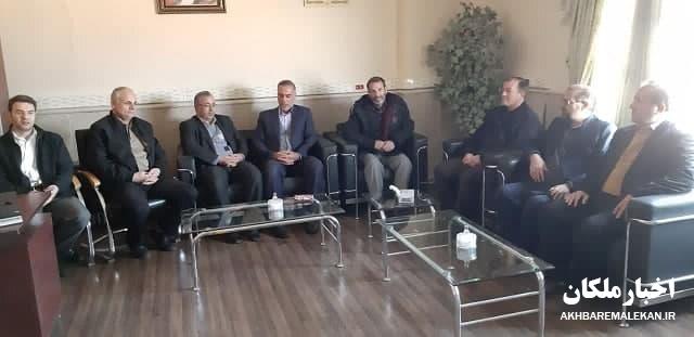 حضور مدیر کانون خدمت رضوی شهرستان ملکان در دانشگاه آزاد اسلامی بمناسبت روز دانشجو / ایجاد مرکز علمی و پژوهشی کانون خدمت رضوی در دانشگاه