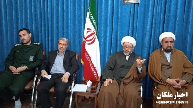 انتقاد امام جمعه و فرماندار ملکان از سخت گیری برخی شعب بانکی در پرداخت تسهیلات ازدواج و فرزندآوری!
