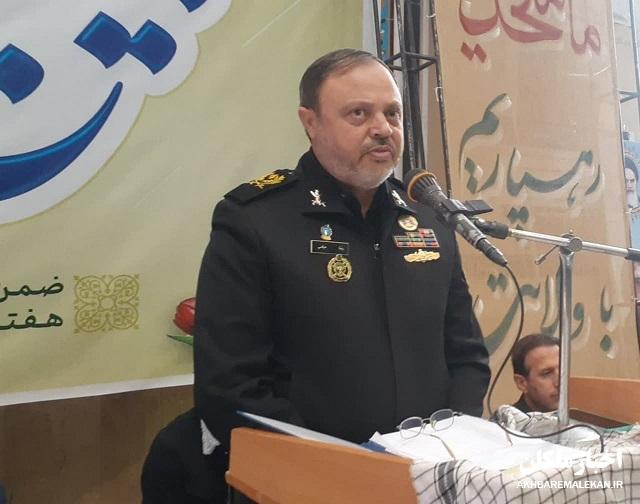 بسیج یعنی اخلاص و با تمام وجود در میدان بودن و بدون میز و دفتر و تریبون کار کردن است/ دشمن در فضای مجازی بر علیه باورهای دینی و دستاوردهای انقلاب اسلامی شبهه افکنی می کند/والدین و اساتید و معلمان به سئوالات کودکان و نوجوانان پاسخ بدهند