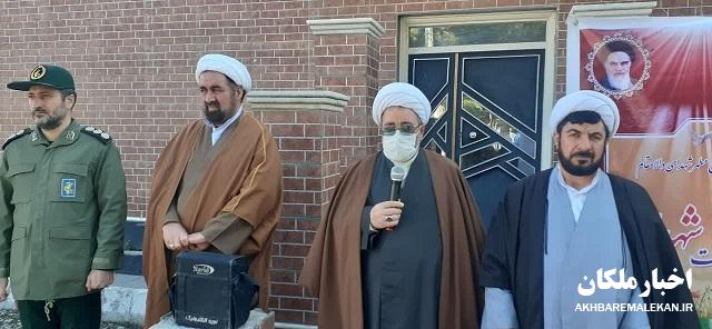 اقتدار و پیشرفت های امروز کشور مرهون مجاهدت و خون شهدای والامقام است