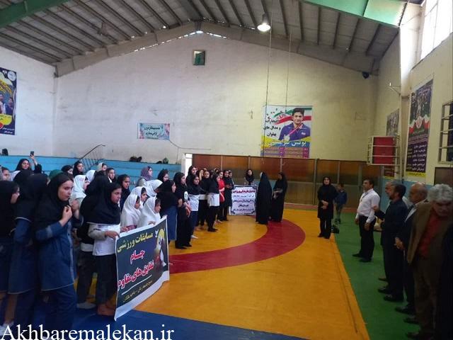 جشنواره بازی‌های بومی محلی بانوان زیر ۱۵ سال در شهرستان ملکان برگزار شد