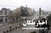 آغاز نخستین برف زمستانی در شهر ملکان