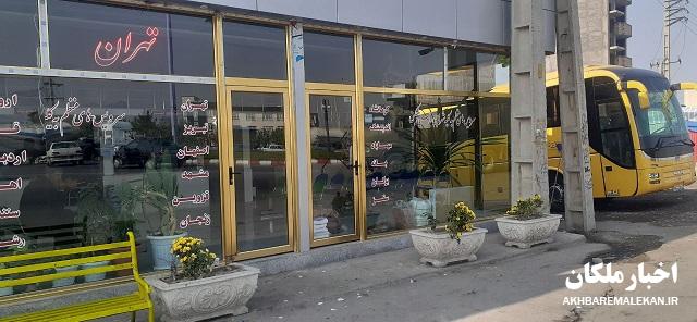 روزانه بیش از ۲۰۰ مسافر در پایانه مسافربری ملکان جابجا می شوند/ سرویس های منظم و فروش اینترنتی بلیط به شهرهای مختلف