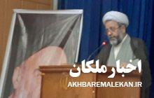 امدادهای غیبی و اخلاص و قلوب پاک شهدا و رزمندگان اسلام باعث آزادی خرمشهر  شد